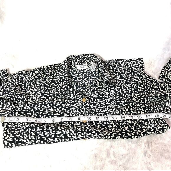 Covington petite floral button up blouse shirt top - Picture 6 of 12